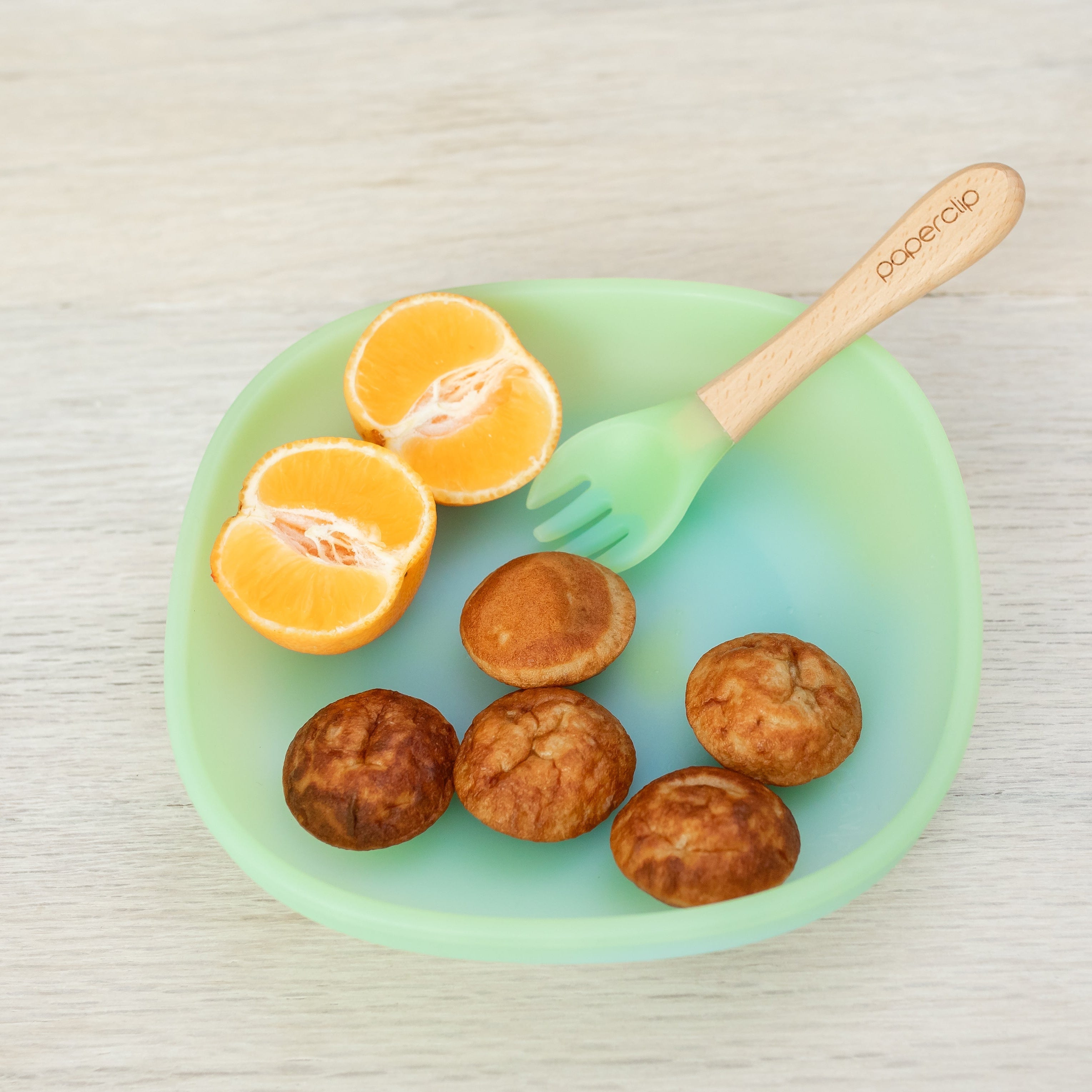 Paperclip The Foodie Kit: Color Changing Feeding Set