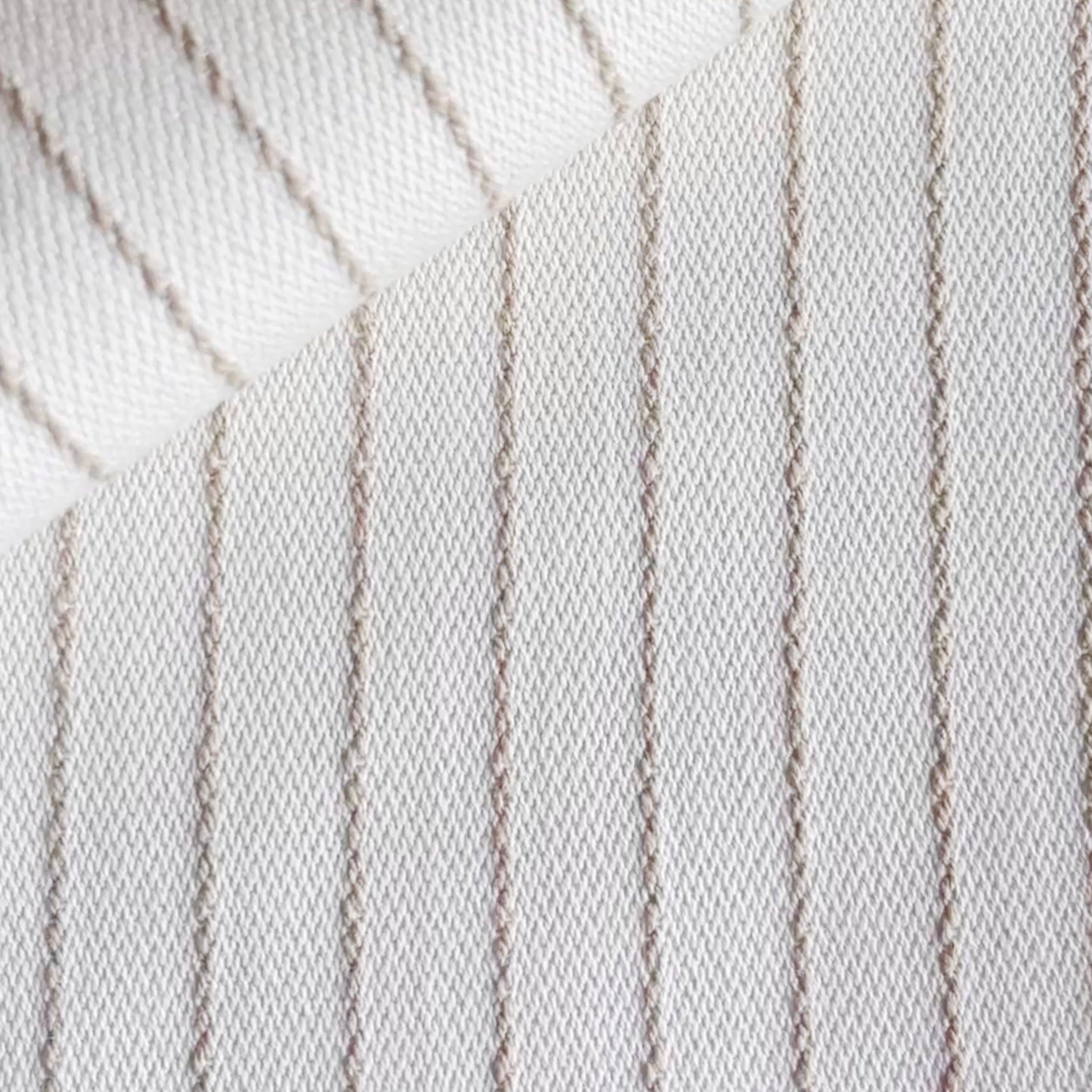 Oilo Gliding Ottoman