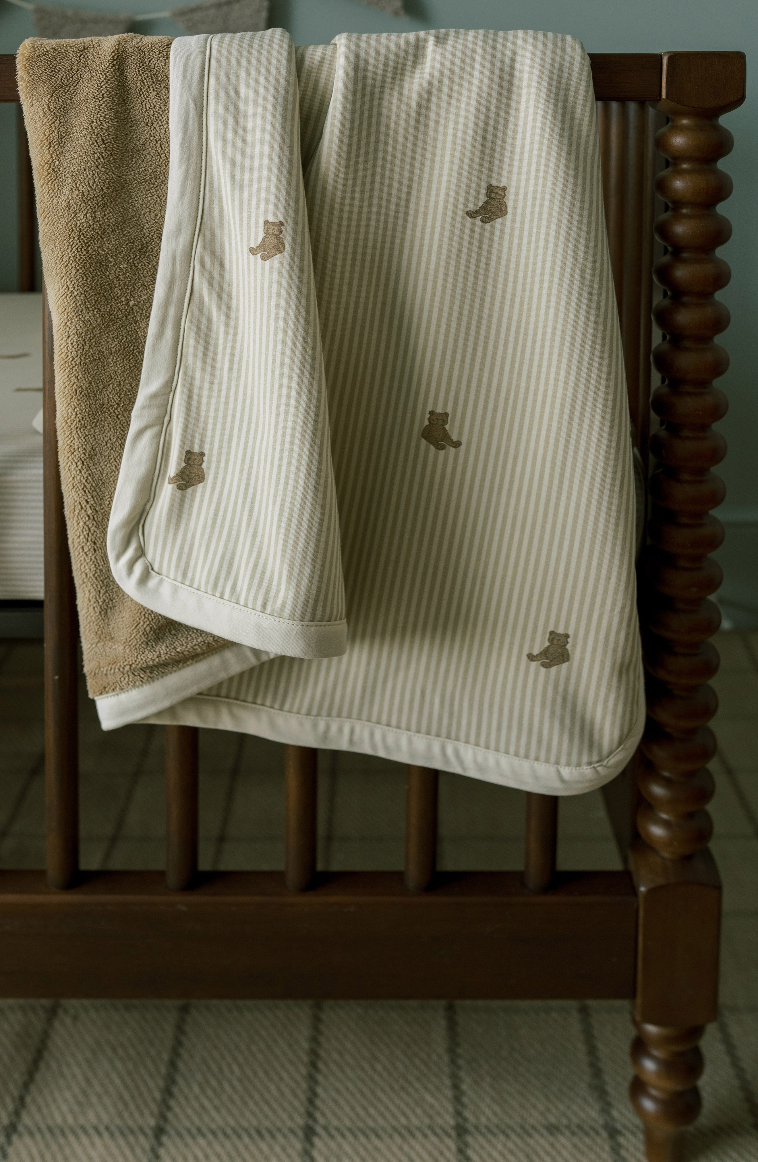 Oilo Bear Cuddle Plush Infant Blanket