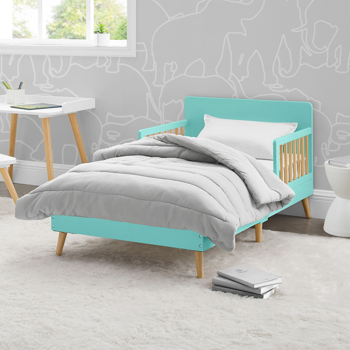 Delta Children Logan Wood Toddler Bed