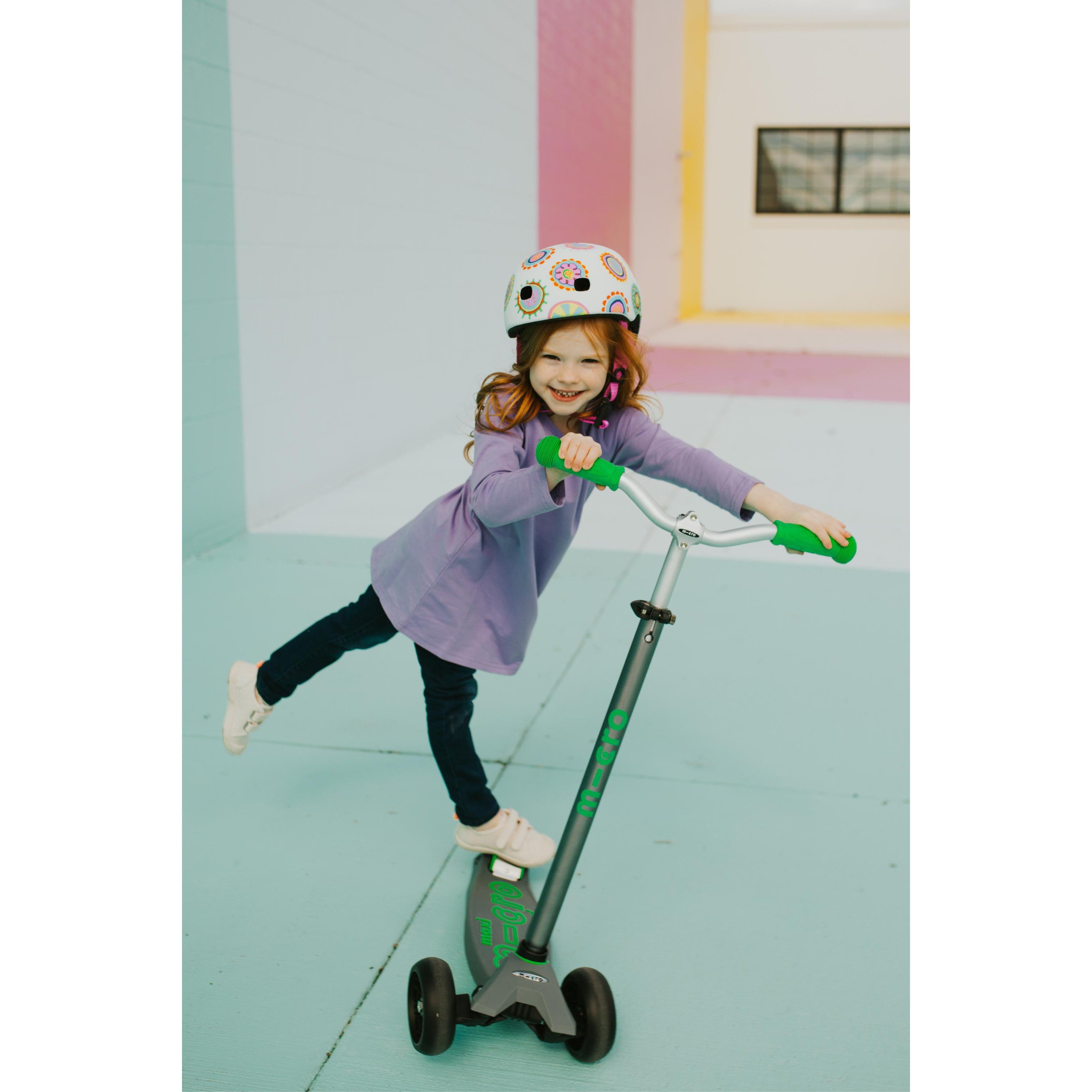 Micro Kickboard Maxi Deluxe Pro