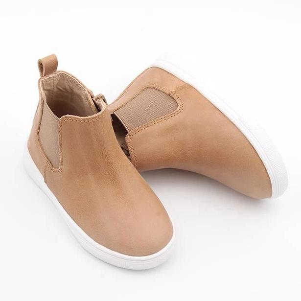 Consciously Baby Waxed Leather Chelsea Boot | Color 'Sedona Brown' | Hard Sole