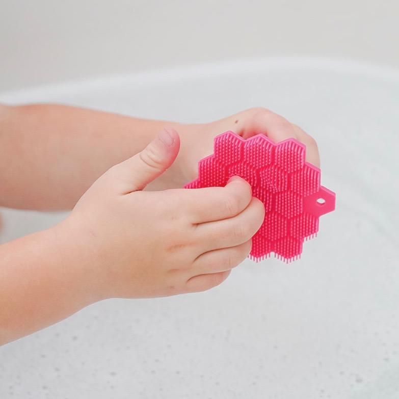Big Bee Little Bee Original ScrubBEE Silicone Scrubber: Hibiscus